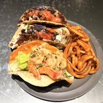 ブルー エントランス キッチン - 