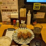 やよい軒 - 料理写真: