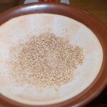 ポンチ軒 - レモン塩に胡麻は合わない　やっぱりトンカツソースだ