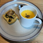 CACHETTE chez. T. et. Y - 