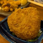 食べ笑い縁 たかや - いぶりがっこコロッケ