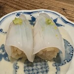 大衆割烹シラトリ - イカ２貫！