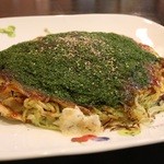 安芸もみじ亭 - 広島風お好み焼き 定番 650円。