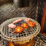 炭火焼ホルモン ぐう - 