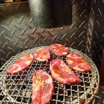 炭火焼ホルモン ぐう - 