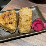 炭火焼鳥 まさや - 焼きおにぎり（2個）329円