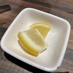 炭火焼鳥 まさや - カットレモン0円