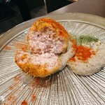 松風 - 紅ズワイガニのコロッケ  ¥980  ぱっかーーん!!