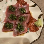 酒場 アイカワラズ - 本マグロニラ醬油