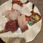 酒場 アイカワラズ - ちょい盛り刺身3点