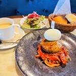 カフェ・レストラン 神戸望海山 - 望海山デミグラスハンバーグ＆ナポリタンパスタ