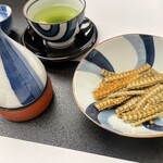 博多名代 吉塚うなぎ屋 - 骨せんべい¥650