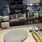 Gris - 食材を焼き上げる特殊窯