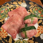 大阪焼肉 うしとみ - 