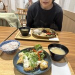 鳥〇食堂×タニタカフェ - 