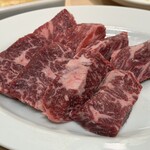 焼肉やっちゃん - 