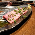 焼肉 静龍苑 - 肉刺し