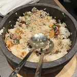 ワンカルビ - 焦がしニンニク香る石焼ガーリックライス