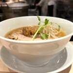 麦と麺助 - 氷見の寒ブリとマンガリッツァ豚の味噌そば