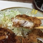 とんかつ美よし - ほら、厚い