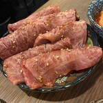 肉ホルモン てつ腕 - 