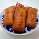 ノワ・ドゥ・ブール 日本橋三越店 - 焼きたてフィナンシェ