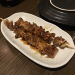 炭火焼き酒場 酉香 - 皮