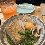 秋津酒店 - ボリューミーな肉豆腐