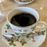 カフェ 英國屋 - コーヒーは1杯までおかわりができます。