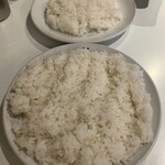 カレーの店 ボンベイ 本店 - ライス大盛、普通