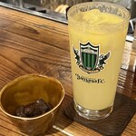 中央駅まえ酒場 笑みや - 強烈レモンサワー