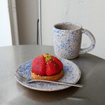 laika - イチゴタルト（1000円） フィルターコーヒー（700円）