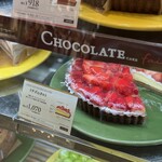 ア・ラ・カンパーニュ - ショーケースの中のケーキたち