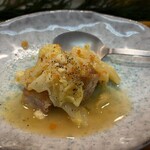 東寿司 - 豚バラ肉の煮込み