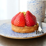 laika - イチゴタルト（1000円）