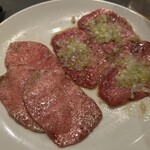 焼肉ハウス - 上タン塩ハーフ（1200円）&ネギフリタン塩（1200円）