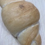 ベーカリーブランシュ - 塩バターパン