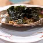 鮨 福原 - 2026.2 北海道産煮鮑 肝ソースと焼き海苔掛け