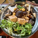 いせ源 - あんこう鍋２人前　うど、ぎんなん、いんげん、しらたき、しいたけ、みつば、あんきも、豆腐、ゆず皮