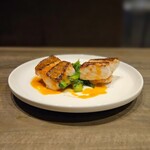 欧風居酒屋バル･アミューズ - ■鯛とホタテのソテー　アメリケーヌソース