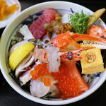 マルトモ水産 鮮魚市場 - スペシャル海鮮丼3180円