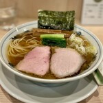 らーめん3000 - 醤油ラーメン 1,000円