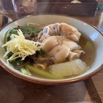 すば処 あじぐくるいしみね - てびちそば