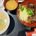からあげ、定食、丼 がブリチキン。 - 料理写真: