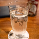 バー オーフェン - 山椒ジントニック