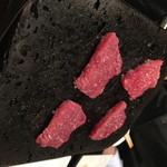 大井町銭場精肉店 - 上ロースは赤身で食べやすいですねえ。