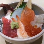 Sushi U Getsu - はなまる丼