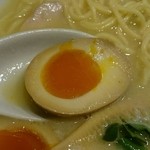 銀座 篝 - ［１回目］鶏白湯SOBA・大(980円)＋味玉(100円)・味玉アップ