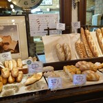 ベーカリー ペニーレイン - 