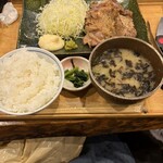 湊や磯吉食堂 ウィングキッチン京急鶴見駅前店 - 